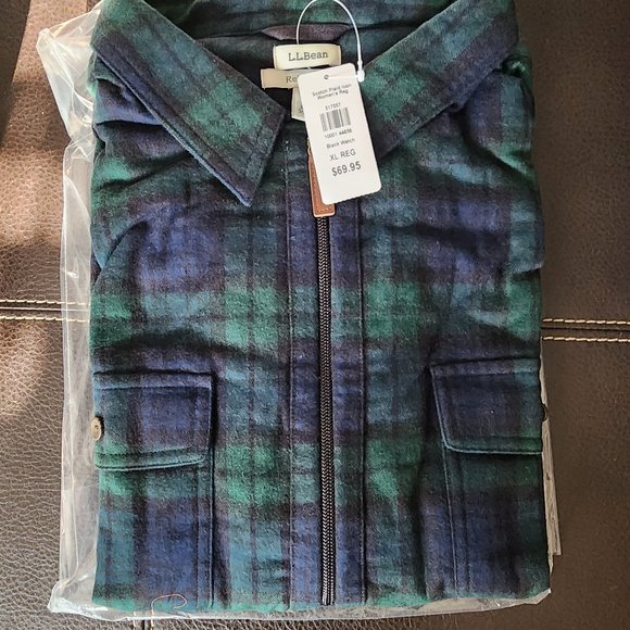 L.L. Bean Women's Scotch Plaid Relaxed Flannel Shirt - Picture 2 of 4
